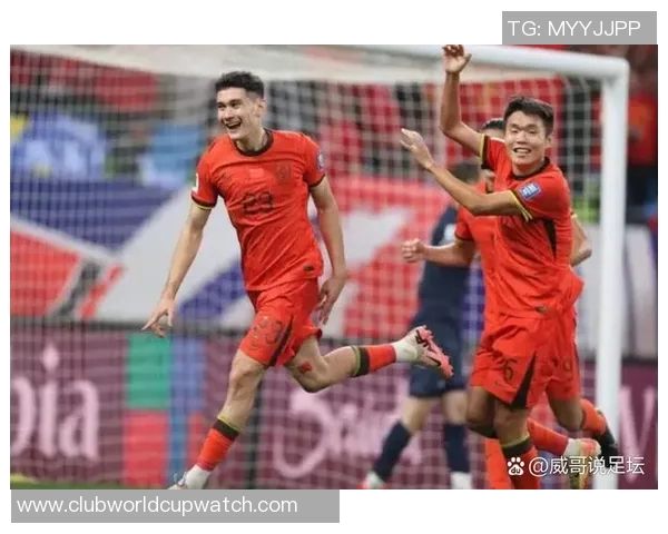 中国男足与伊朗激战回顾精彩瞬间全场集锦分析与亮点总结
