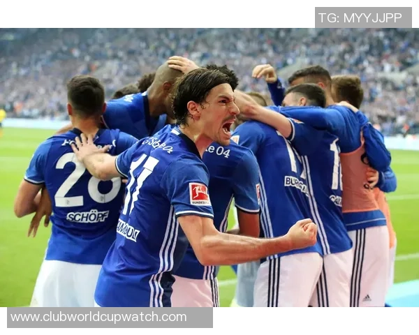 多特蒙德与沙尔克04激战正酣谁能在德甲赛场上笑到最后